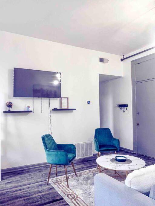 2Br Unit W/ Cinema Room In Nulu Louisville Eksteriør billede
